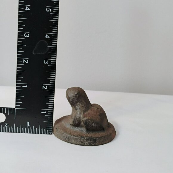 Antique Cast Iron Frog Paperweight, Metal Animal Figurine Mini Door Stop - Picture 2 of 9